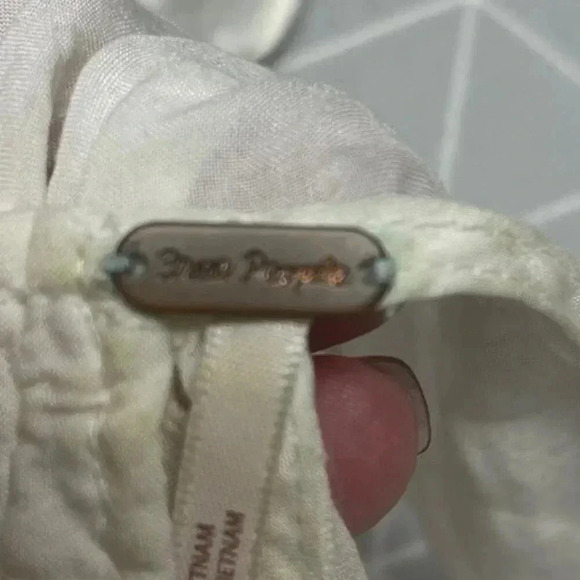 Free Pople Eyelet Tank Top with Ruffle Sleeves Crisscross front Size XS - Picture 4 of 8